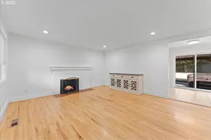 11825 SW Baker St, Beaverton, OR 97008 - Photo 21