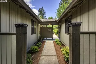 18321 SW Jann Dr, Beaverton, OR 97003 - Photo 3