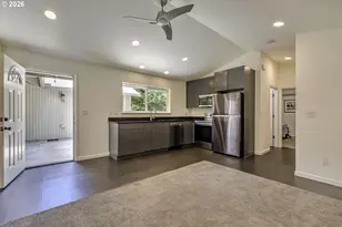 18321 SW Jann Dr, Beaverton, OR 97003 - Photo 21