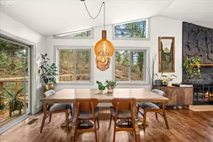 30475 SW Riverwood Dr, West Linn, OR 97068 - Photo 9