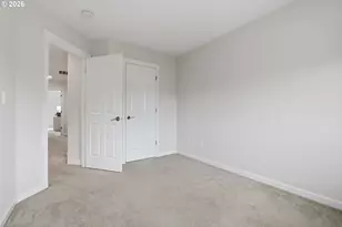 10564 NE Gateway St, Hillsboro, OR 97006 - Photo 31