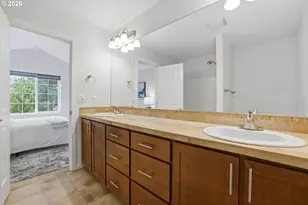 10564 NE Gateway St, Hillsboro, OR 97006 - Photo 27