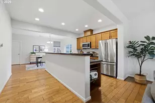 10564 NE Gateway St, Hillsboro, OR 97006 - Photo 13