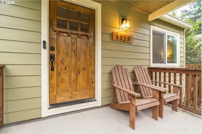 5325 SW Arnold St, Portland, OR 97219 - Photo 3