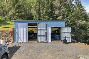 5956 Buckhorn Rd, Roseburg, OR 97470 - Photo 23