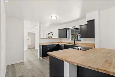 222 Shadywood Dr, Cave Junction, OR 97523 - Photo 21