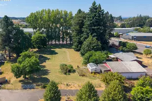 832 Wilsonville Rd, Newberg, OR 97132 - Photo 13