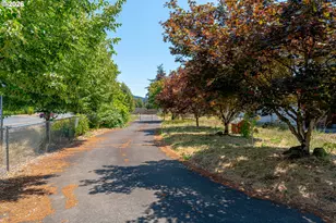 832 Wilsonville Rd, Newberg, OR 97132 - Photo 11