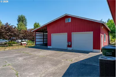 832 Wilsonville Rd, Newberg, OR 97132 - Photo 9