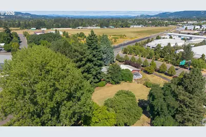 832 Wilsonville Rd, Newberg, OR 97132 - Photo 15