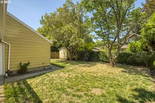 27 SE 85th Ave, Portland, OR 97216 - Photo 29