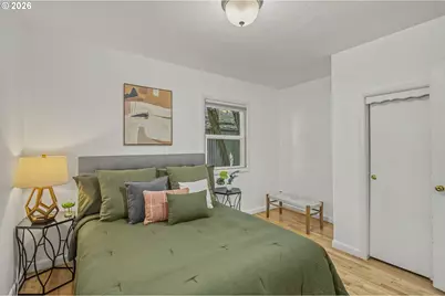 27 SE 85th Ave, Portland, OR 97216 - Photo 17