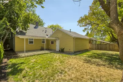 27 SE 85th Ave, Portland, OR 97216 - Photo 33