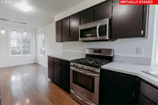 8370 SW Colony Creek Ct, Portland, OR 97224 - Photo 5