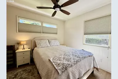 333 W Niagara Ave, Astoria, OR 97103 - Photo 21