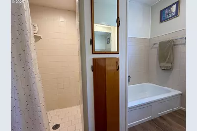 333 W Niagara Ave, Astoria, OR 97103 - Photo 27