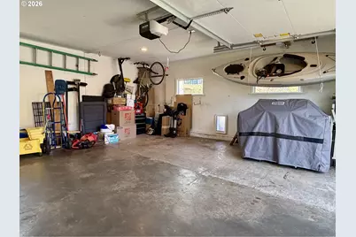 333 W Niagara Ave, Astoria, OR 97103 - Photo 41