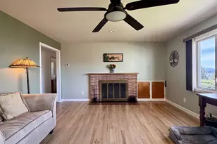 333 W Niagara Ave, Astoria, OR 97103 - Photo 9