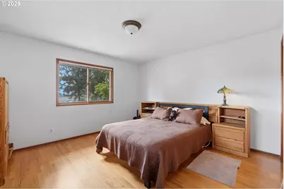 1803 E 6th St, Vancouver, WA 98661 - Photo 11