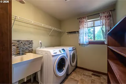 94337 Shelley Ln, Coquille, OR 97423 - Photo 19