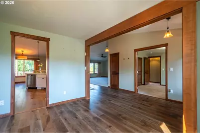 94337 Shelley Ln, Coquille, OR 97423 - Photo 11