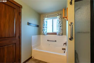 94337 Shelley Ln, Coquille, OR 97423 - Photo 29