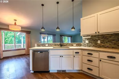 94337 Shelley Ln, Coquille, OR 97423 - Photo 13