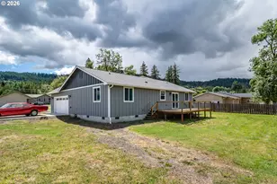 1927 W Duke Rd, Sutherlin, OR 97479 - Photo 9