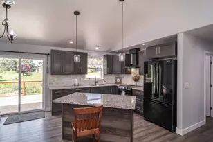 1927 W Duke Rd, Sutherlin, OR 97479 - Photo 17