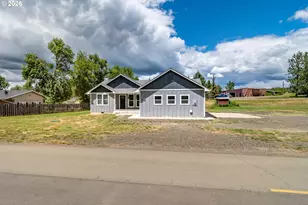 1927 W Duke Rd, Sutherlin, OR 97479 - Photo 3
