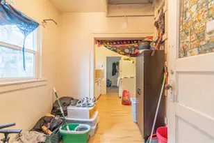 1702 Augusta St, Eugene, OR 97403 - Photo 15