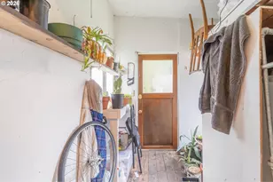 1702 Augusta St, Eugene, OR 97403 - Photo 21