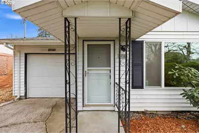 14074 SE Laurie Ave, Milwaukie, OR 97267 - Photo 7