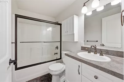 14074 SE Laurie Ave, Milwaukie, OR 97267 - Photo 17