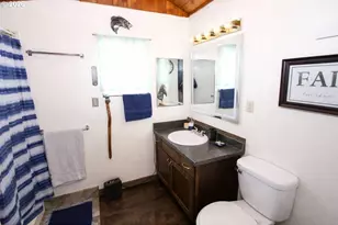 1954 Yeust Rd, Azalea, OR 97410 - Photo 5