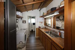 1954 Yeust Rd, Azalea, OR 97410 - Photo 17