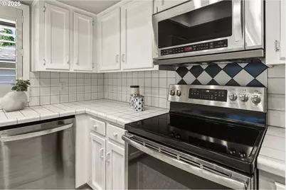 8070 SW Fairway Dr, Wilsonville, OR 97070 - Photo 15
