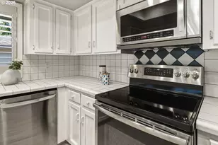 8070 SW Fairway Dr, Wilsonville, OR 97070 - Photo 15