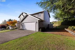 375 McClure Ave, Astoria, OR 97103 - Photo 5