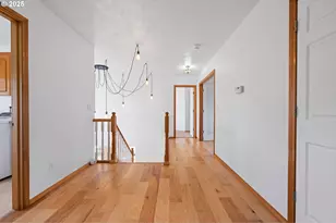 375 McClure Ave, Astoria, OR 97103 - Photo 31