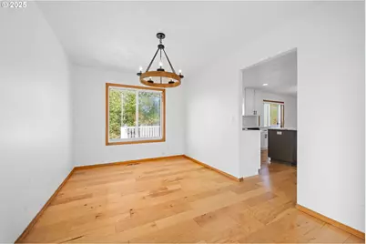 375 McClure Ave, Astoria, OR 97103 - Photo 21