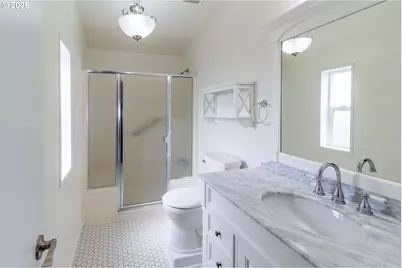 221 NW Bree Dr, Winston, OR 97496 - Photo 17