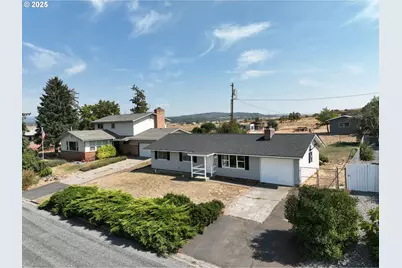 328 Allison Way, Goldendale, WA 98620 - Photo 1