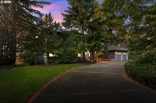 2543 Palisades Crest Dr, Lake Oswego, OR 97034 - Photo 5
