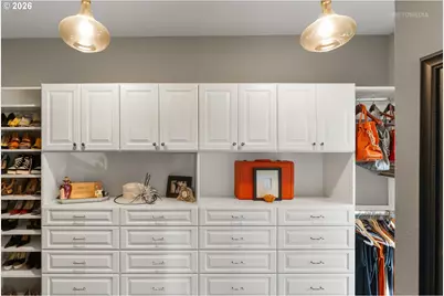 2543 Palisades Crest Dr, Lake Oswego, OR 97034 - Photo 31