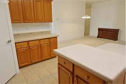 752 Denise Pl, Coos Bay, OR 97420 - Photo 9