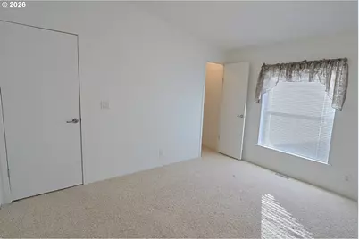 752 Denise Pl, Coos Bay, OR 97420 - Photo 25