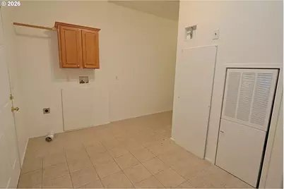 752 Denise Pl, Coos Bay, OR 97420 - Photo 31