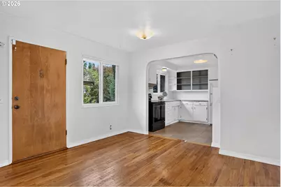 4916 SE Tibbetts St, Portland, OR 97206 - Photo 5
