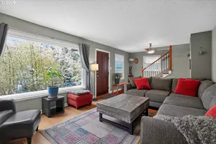 8326 SW 57th Ave, Portland, OR 97219 - Photo 11